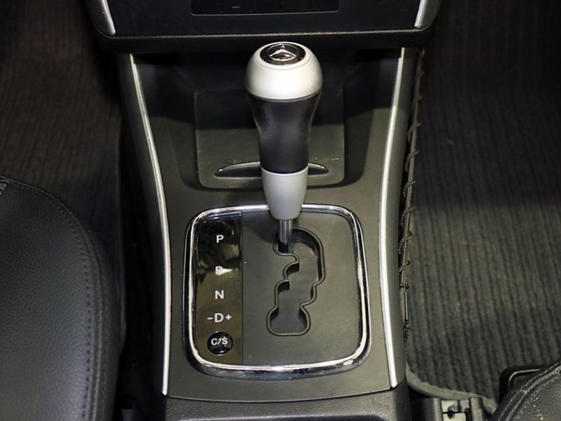 Mercedes-Benz B 200 B 200 CDI 140CV