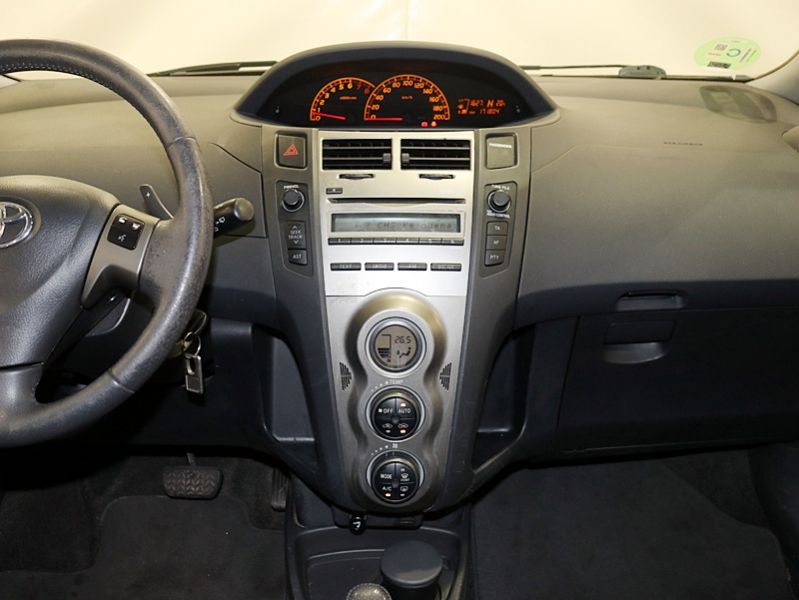 Toyota Yaris 1.3 VVT-I TS Comfortdrive 101CV