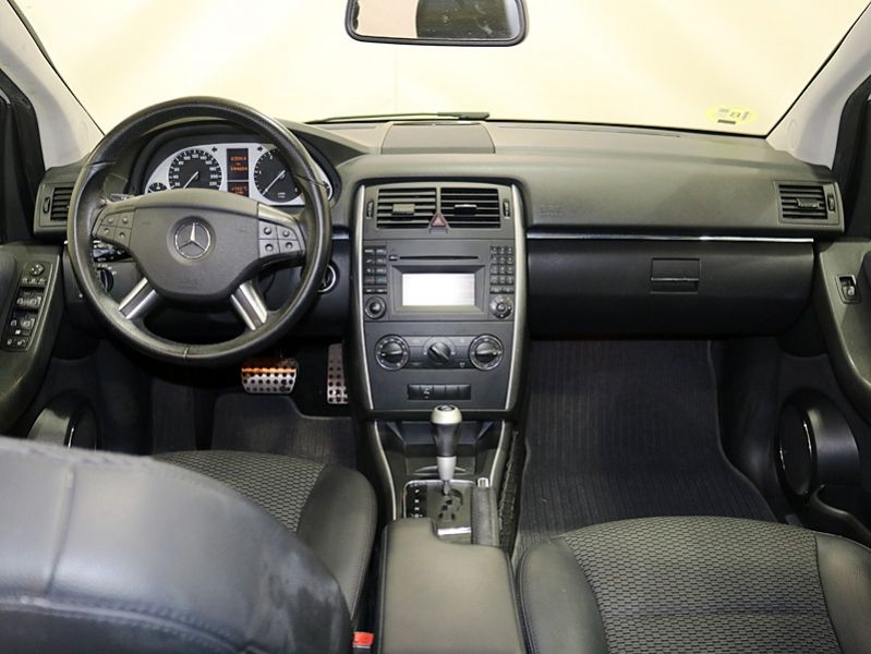 Mercedes-Benz B 200 B 200 CDI 140CV