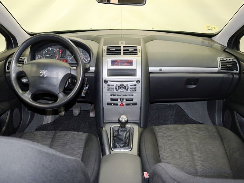 Peugeot 407 1.6hdi sr confort 110cv
