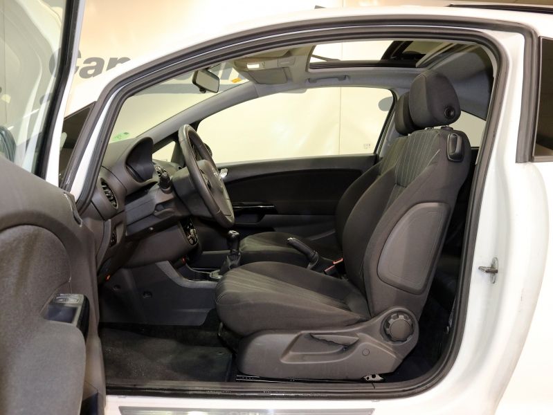 Opel Corsa 1.2 111 Years 85CV