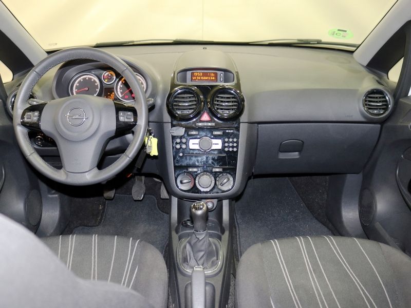 Opel Corsa 1.2 111 Years 85CV
