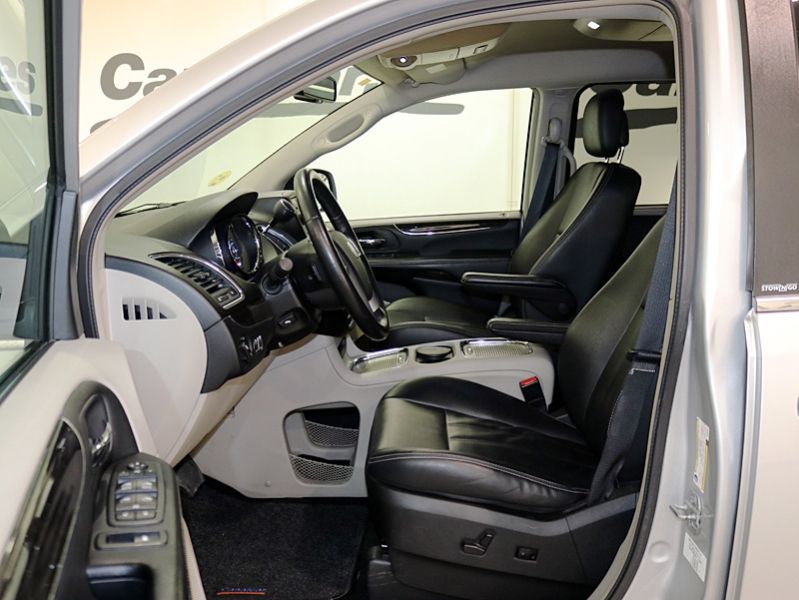 Lancia Voyager 2.8 CRD Gold 163CV