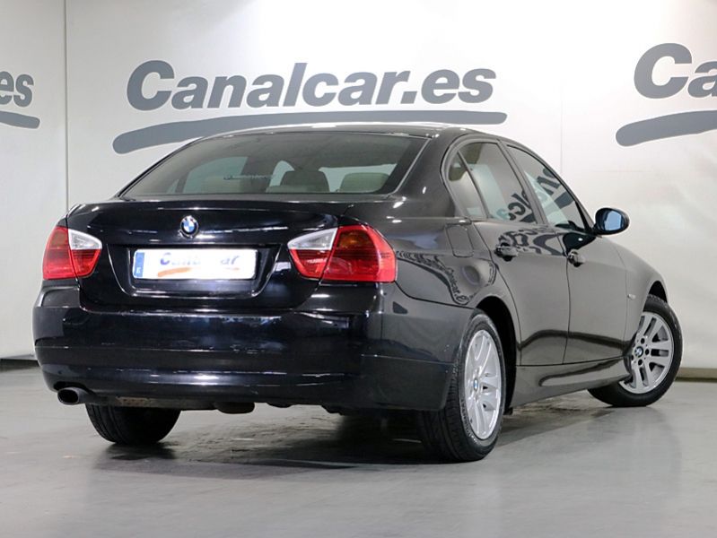 BMW 318 iA 143cv aut.