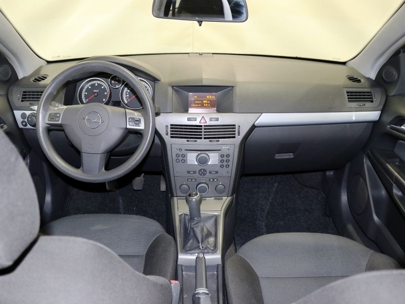 Opel Astra 1.7 CDTI GTC Enjoy 100 CV