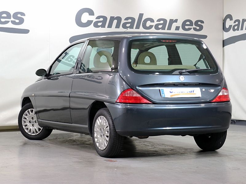 Lancia Ypsilon 1.2 8v