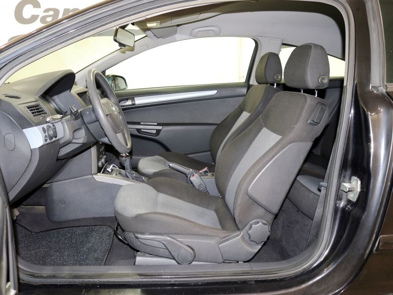 Opel Astra 1.7 CDTI GTC Enjoy 100 CV