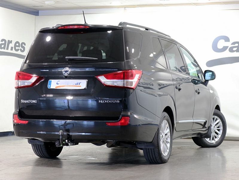 SsangYong Rodius 2.0 E-XDI LIMITED 4X4 Auto 7 Plz. 155CV