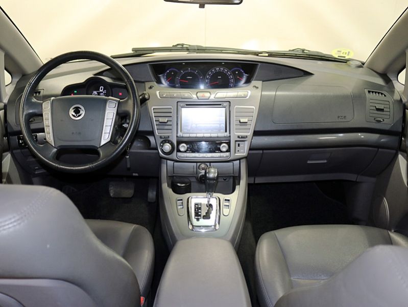 SsangYong Rodius 2.0 E-XDI LIMITED 4X4 Auto 7 Plz. 155CV