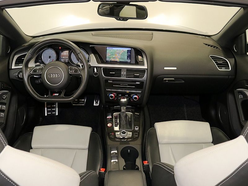 Audi S5 Cabrio 3.0 TFSI quattro S-tronic 333CV