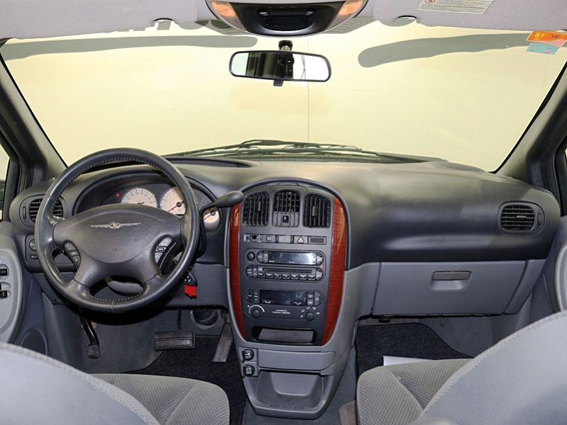 Chrysler Voyager 2.8 CRD LX Auto 7 Plazas 150CV