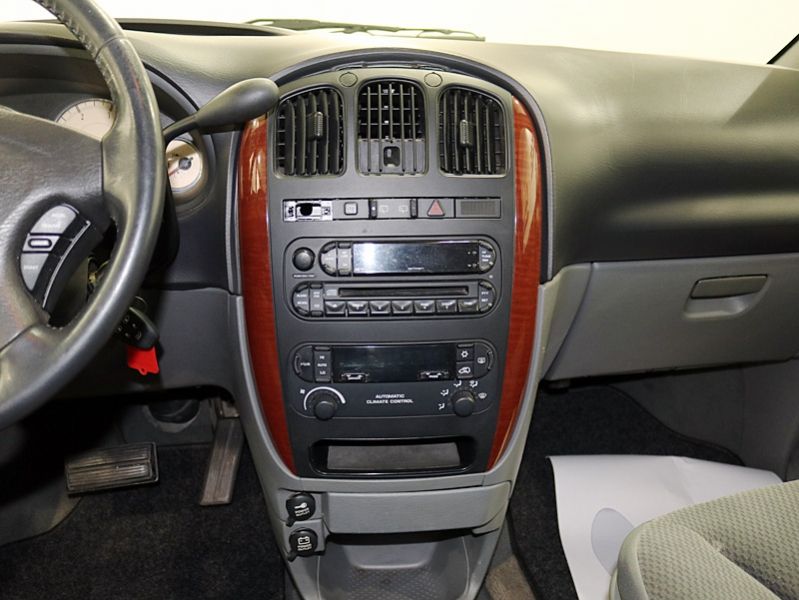 Chrysler Voyager 2.8 CRD LX Auto 7 Plazas 150CV