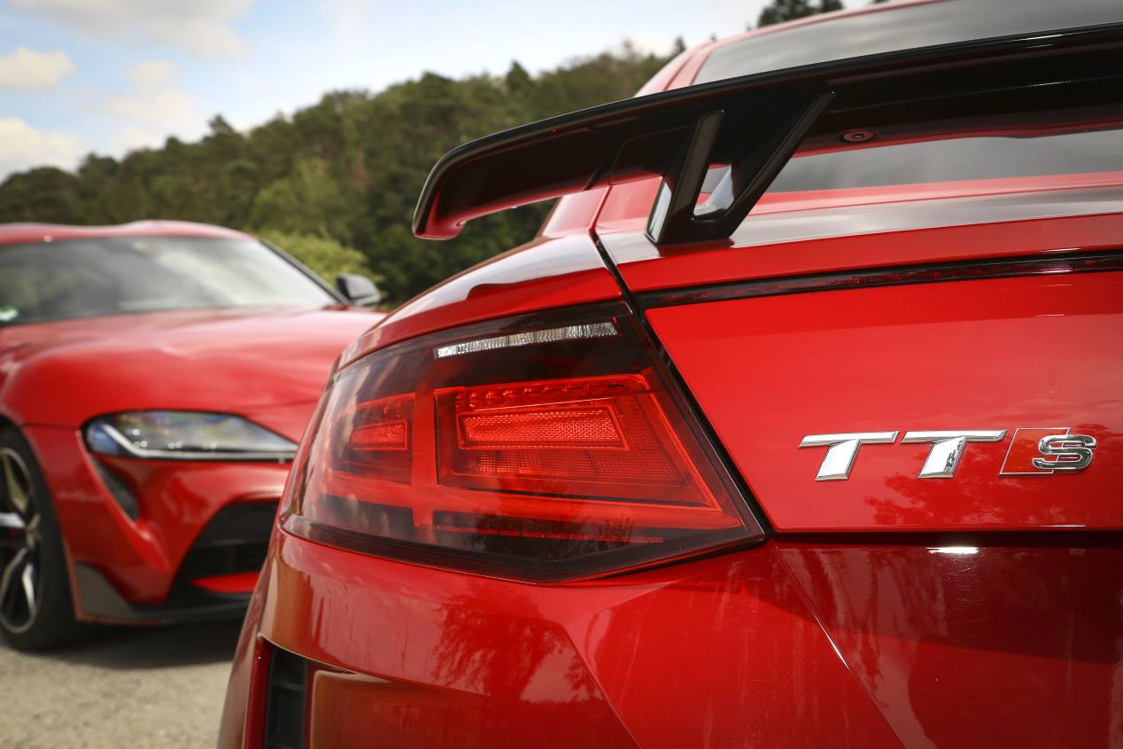 Audi TTS Competition vs Toyota Gr Supra: razón frente a corazón