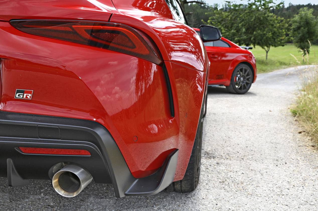Audi TTS Competition vs Toyota Gr Supra: razón frente a corazón