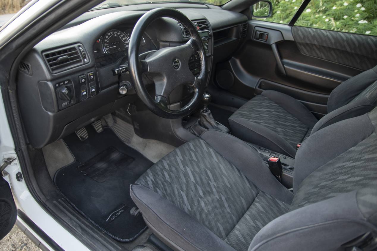 Coupés de leyenda: Opel Calibra vs VW Corrado