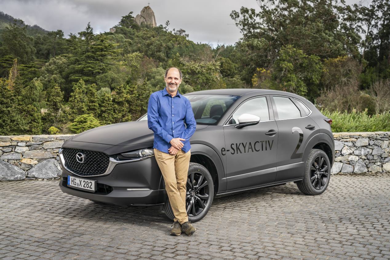 Mazda MX-30, a prueba el nuevo SUV eléctrico, en versión prototipo