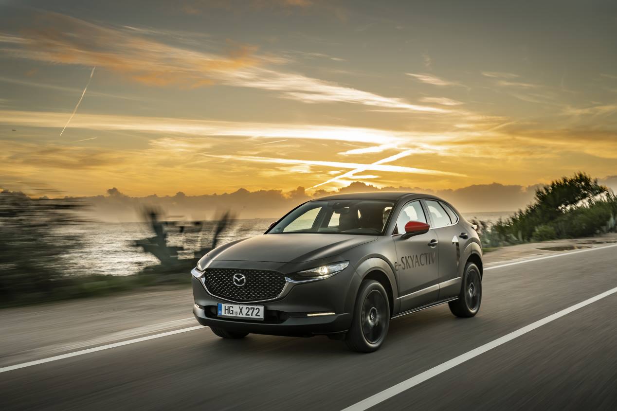 Mazda MX-30, a prueba el nuevo SUV eléctrico, en versión prototipo