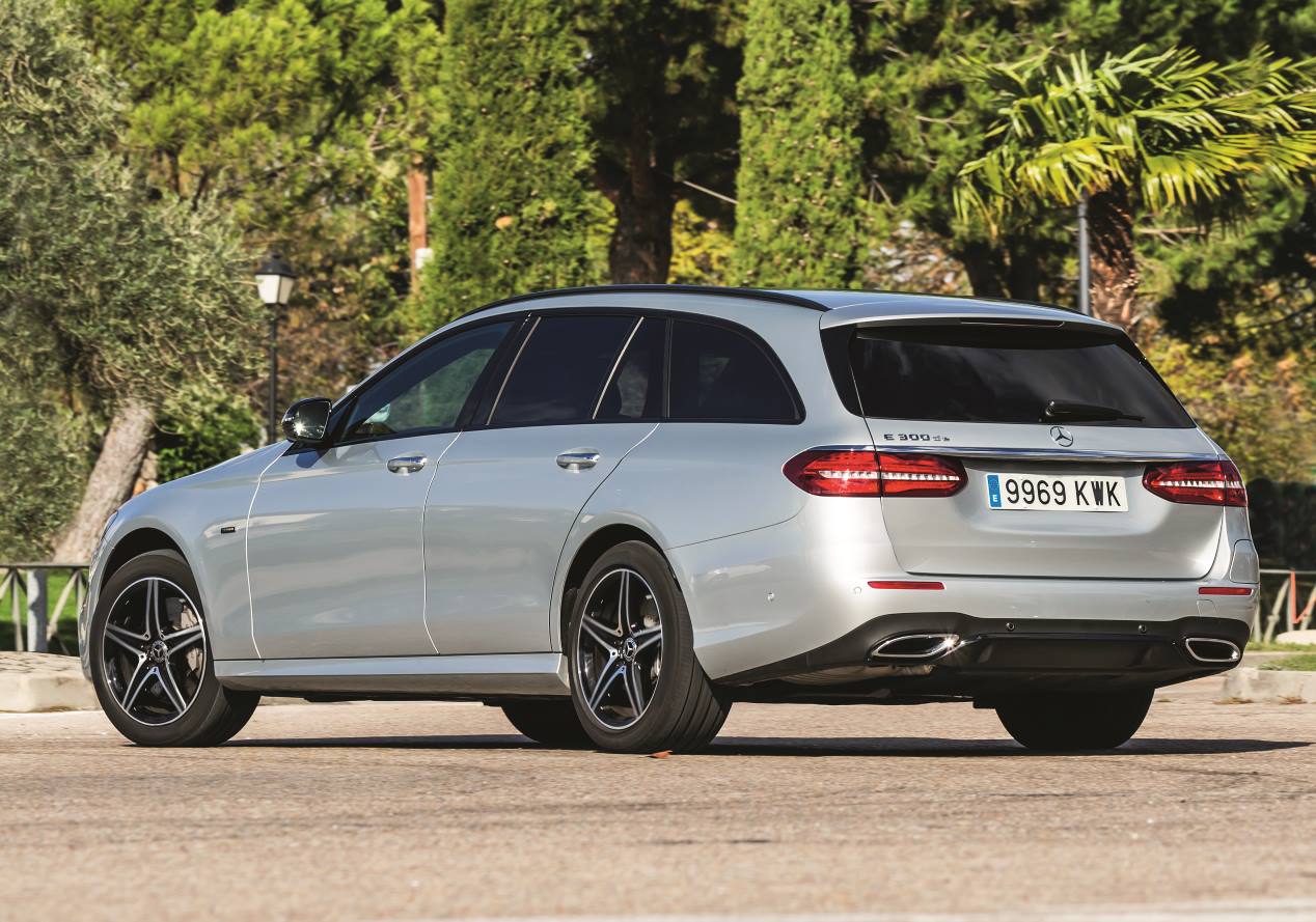 Mercedes E300 de Estate: familiar, diésel, híbrido enchufable y muy versátil