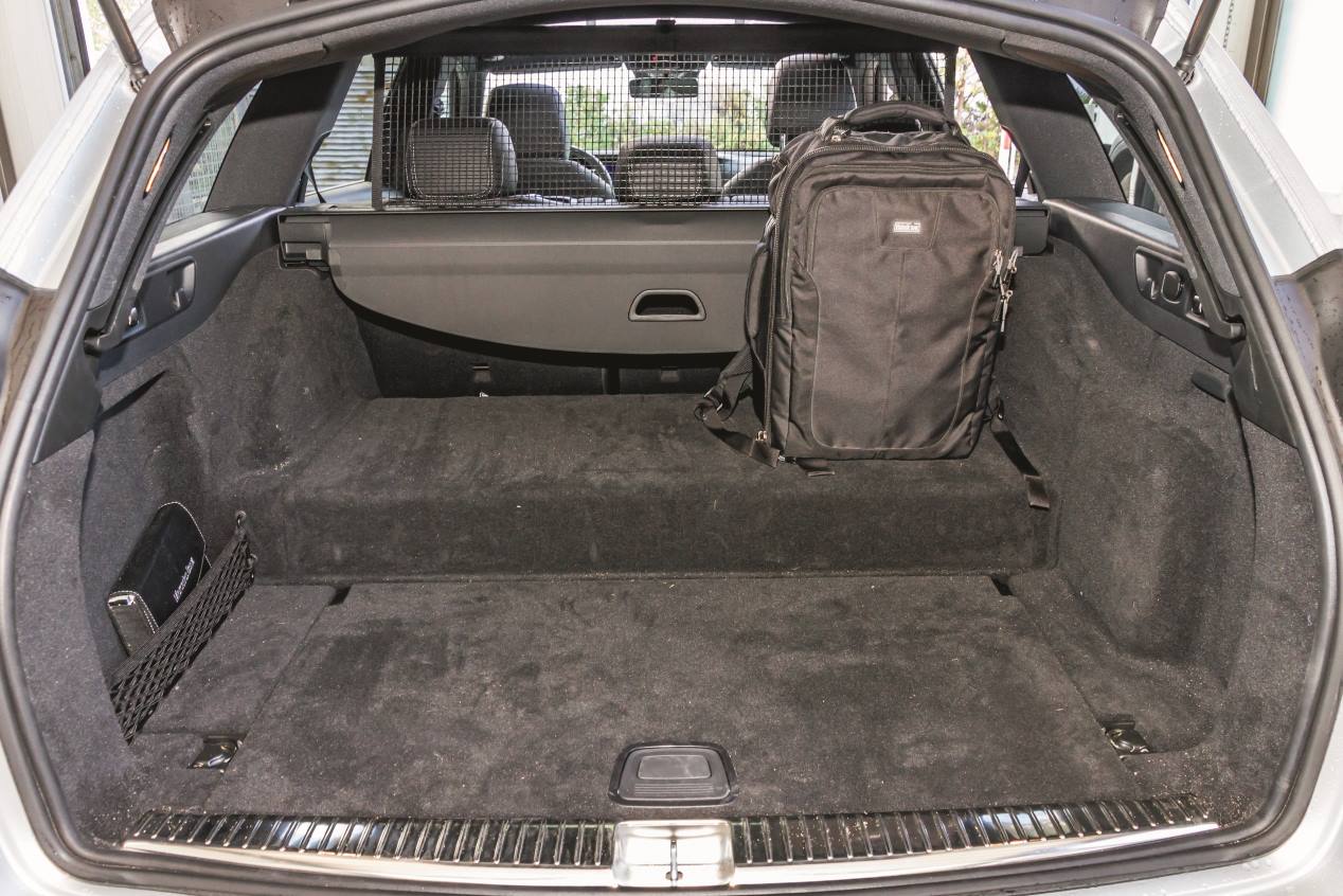 Mercedes E300 de Estate: familiar, diésel, híbrido enchufable y muy versátil
