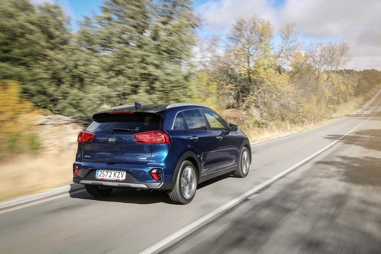 Las próximas novedades eléctricas e híbridas de Kia y Seat, en fotos