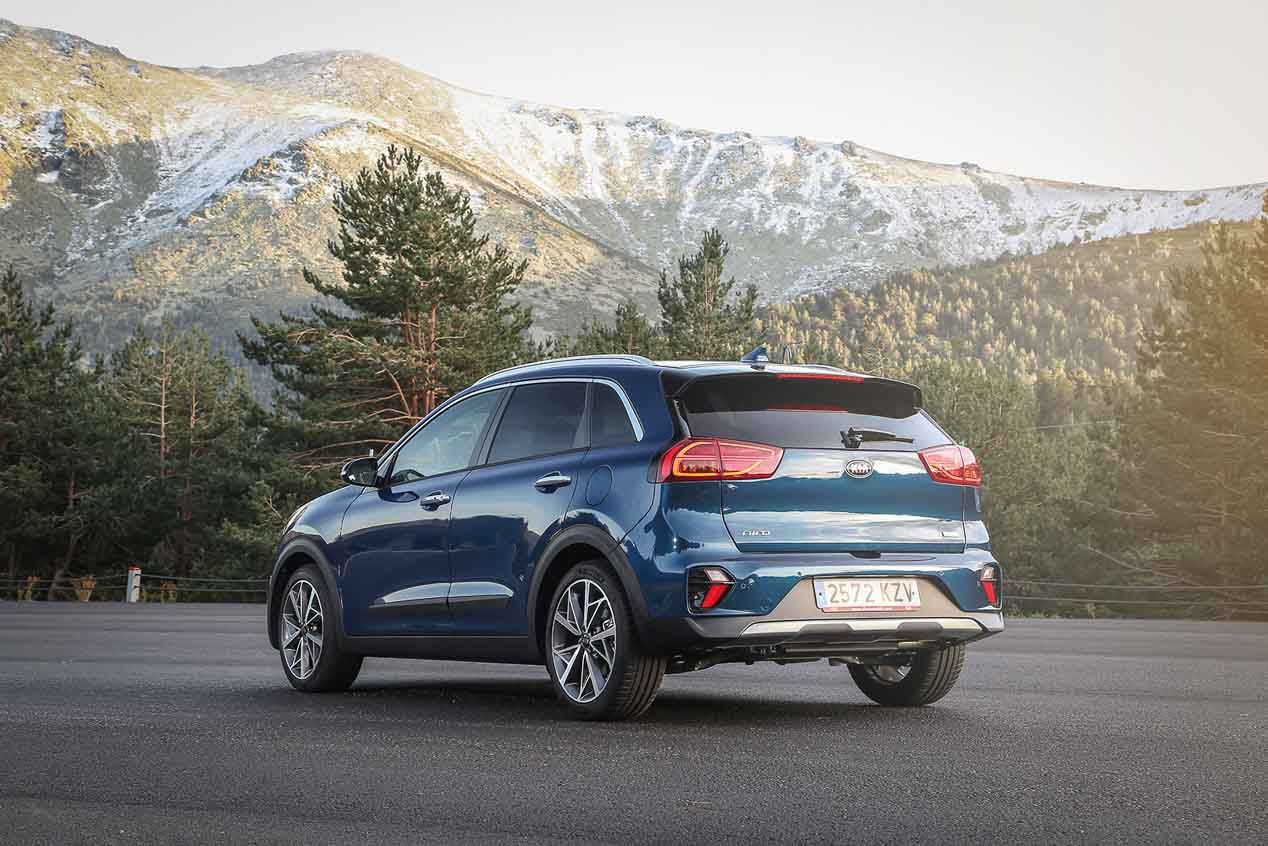 Las próximas novedades eléctricas e híbridas de Kia y Seat, en fotos
