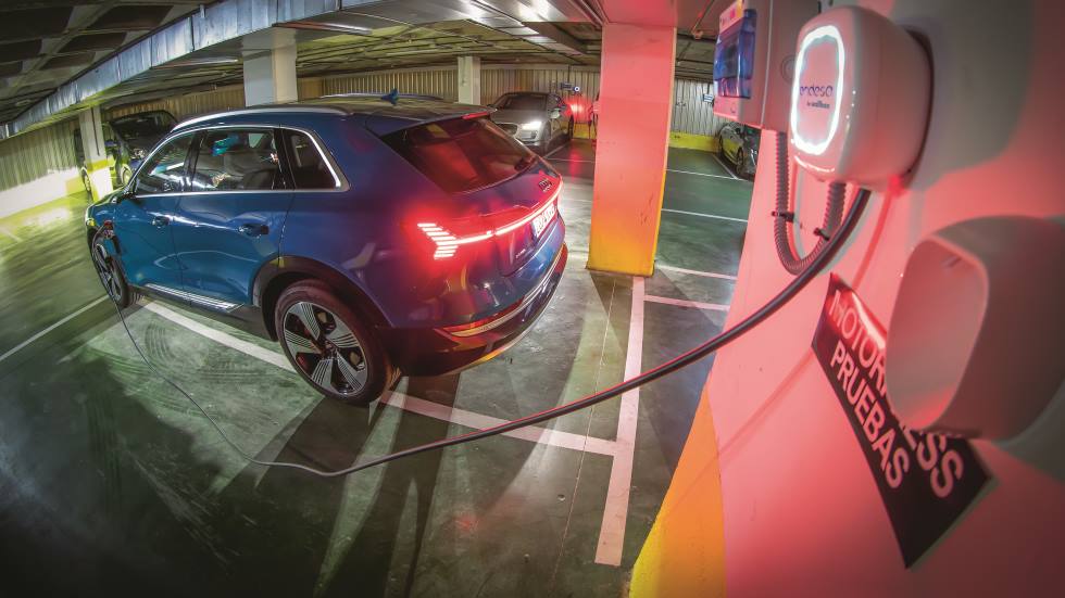 Cómo instalar un punto de carga para coches eléctricos: 10 preguntas y respuestas