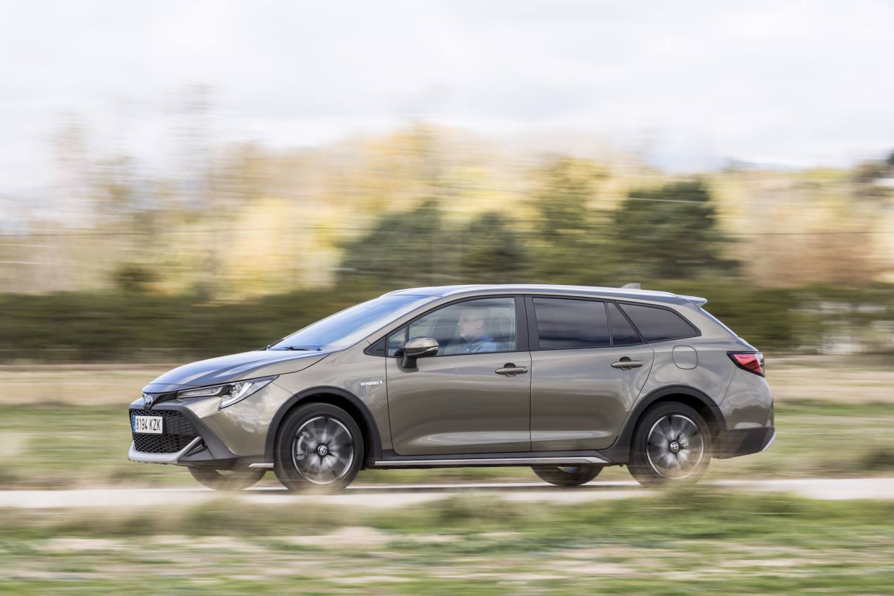 Toyota Corolla Touring Sports Trek, un familiar de "aires camperos"