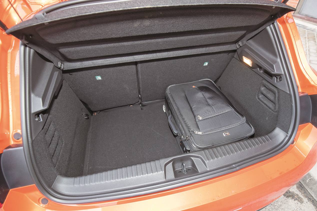 Comparativa de utilitarios: nuevos Opel Corsa y Renault Cio frente a Seat Ibiza