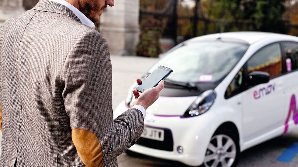 Cómo evitar pagar daños que no has causado en un coche compartido