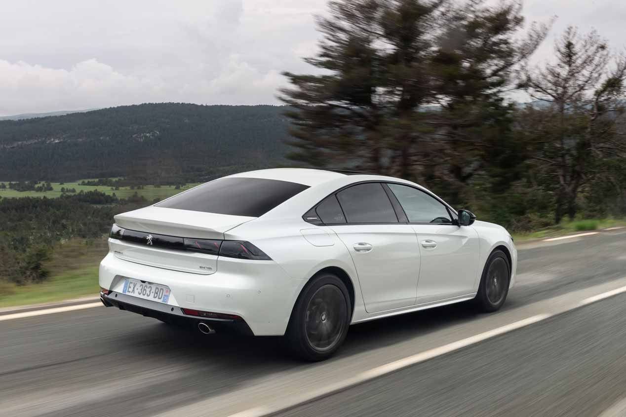 Opel Insignia, Peugeot 508 y Mazda6: tres berlinas, protagonistas en 2020