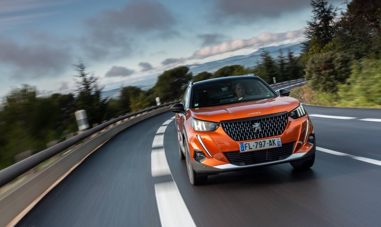 Los mejores SUV pequeños de 2020: Peugeot 2008, Ford Puma, Renault Captur y Mazda MX-30