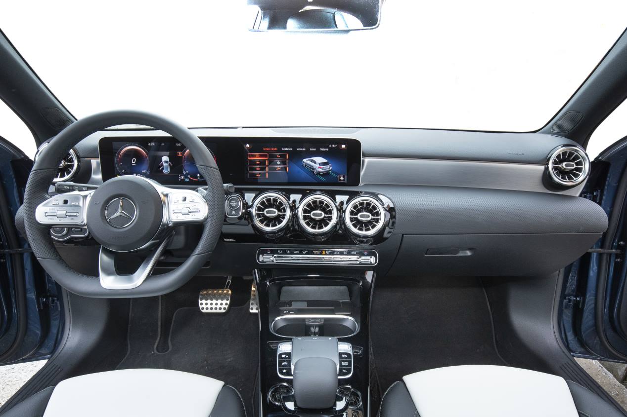 Comparativa: BMW 118d vs Mercedes Clase A 200 d