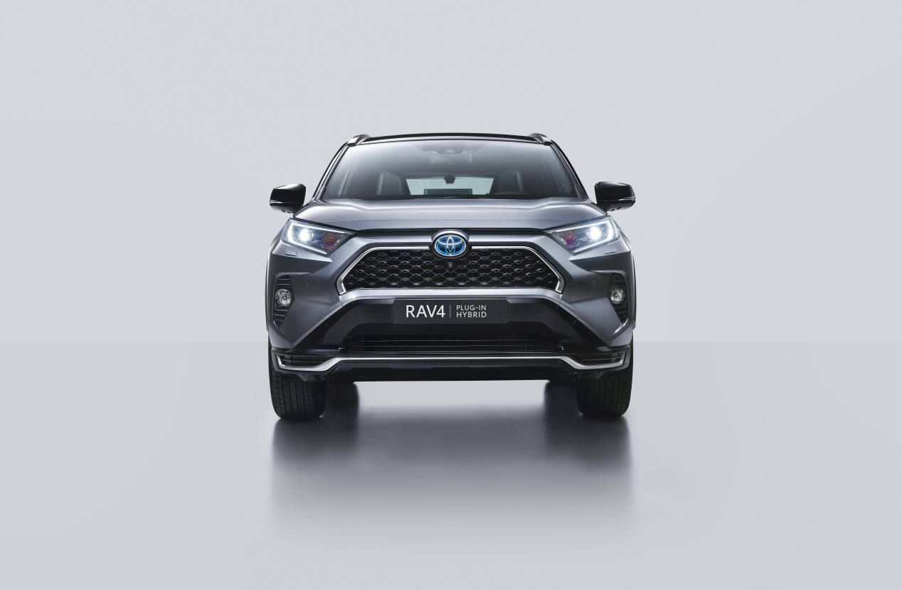 El Toyota RAV4 híbrido enchufable 2020, en fotos