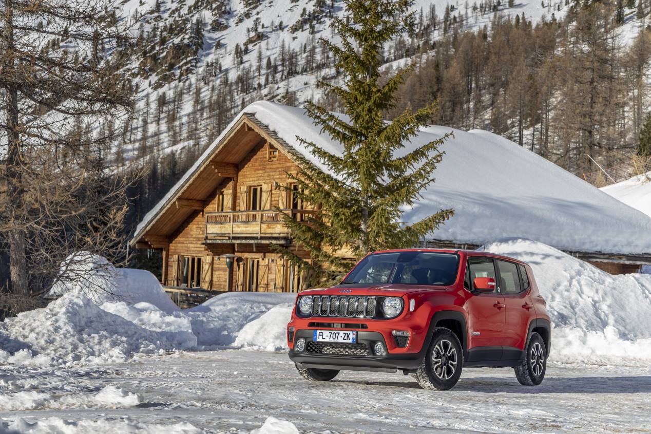 Jeep Renegade Quiksilver Winter Edition: el SUV se pone el traje de invierno