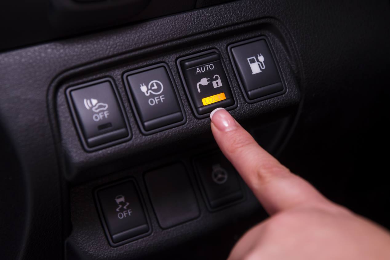Consejos para ahorrar conduciendo en un coche eléctrico