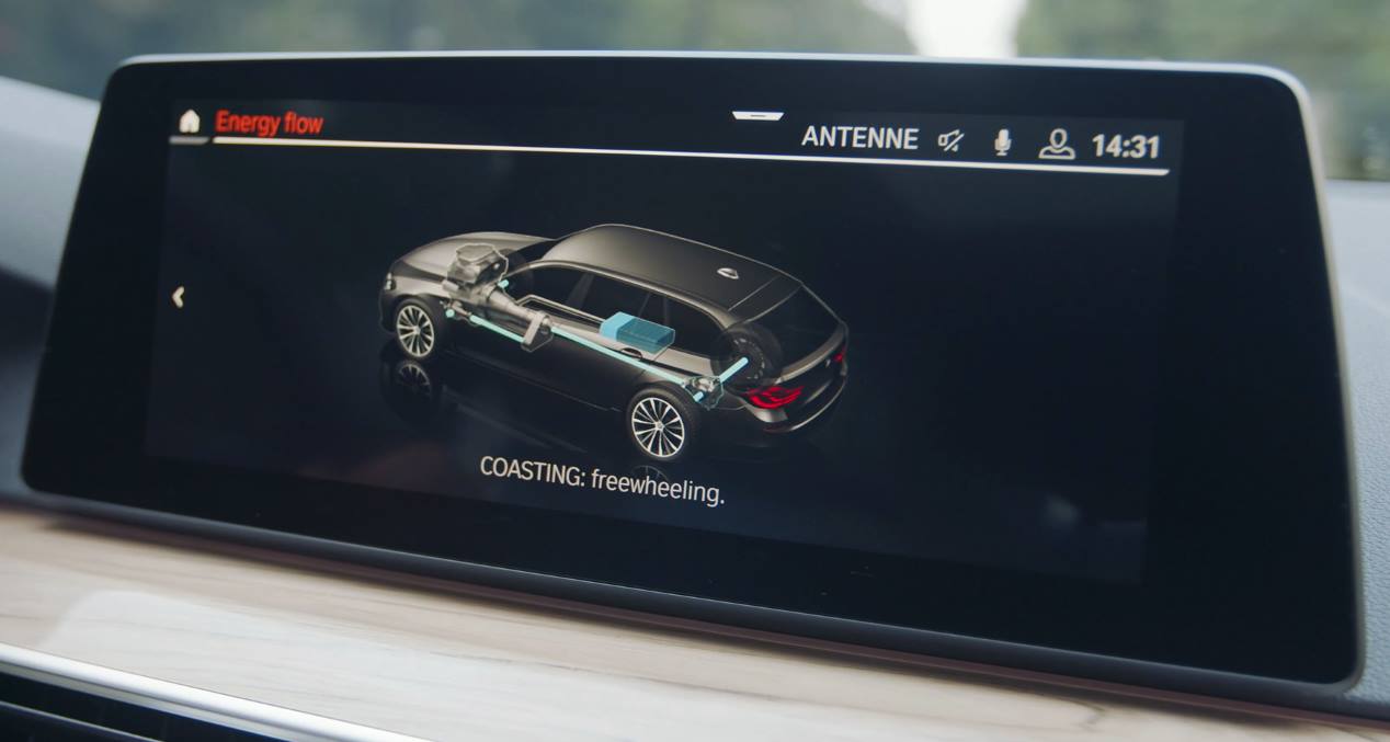 BMW Serie 3 2020: la berlina alemana recibe versiones mild-hybrid