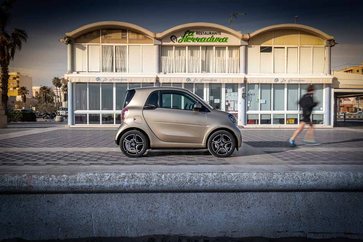 Los nuevos smart fortwo y forfour, ahora solo eléctricos