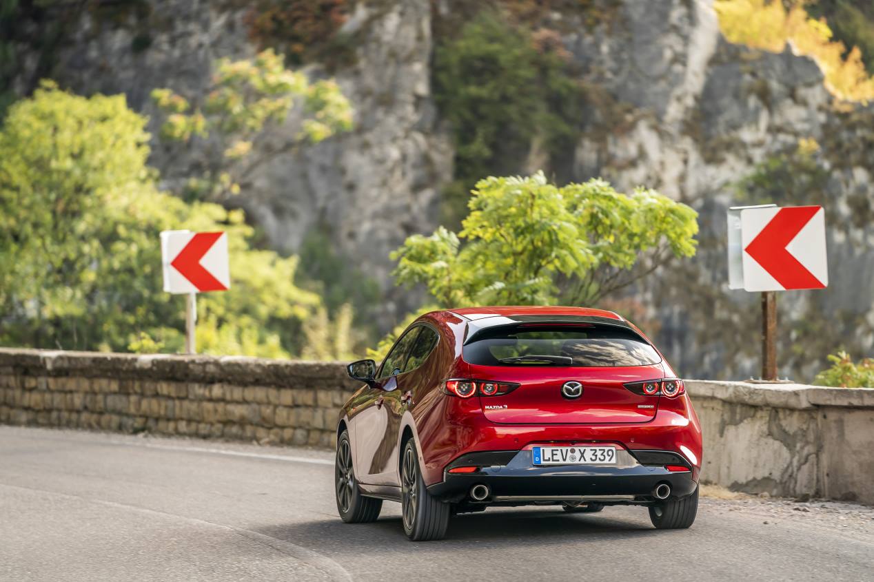 Los Mazda3 y CX-30, con nuevo motor de gasolina 2.0 Skyactiv-G 150 M Hybrid