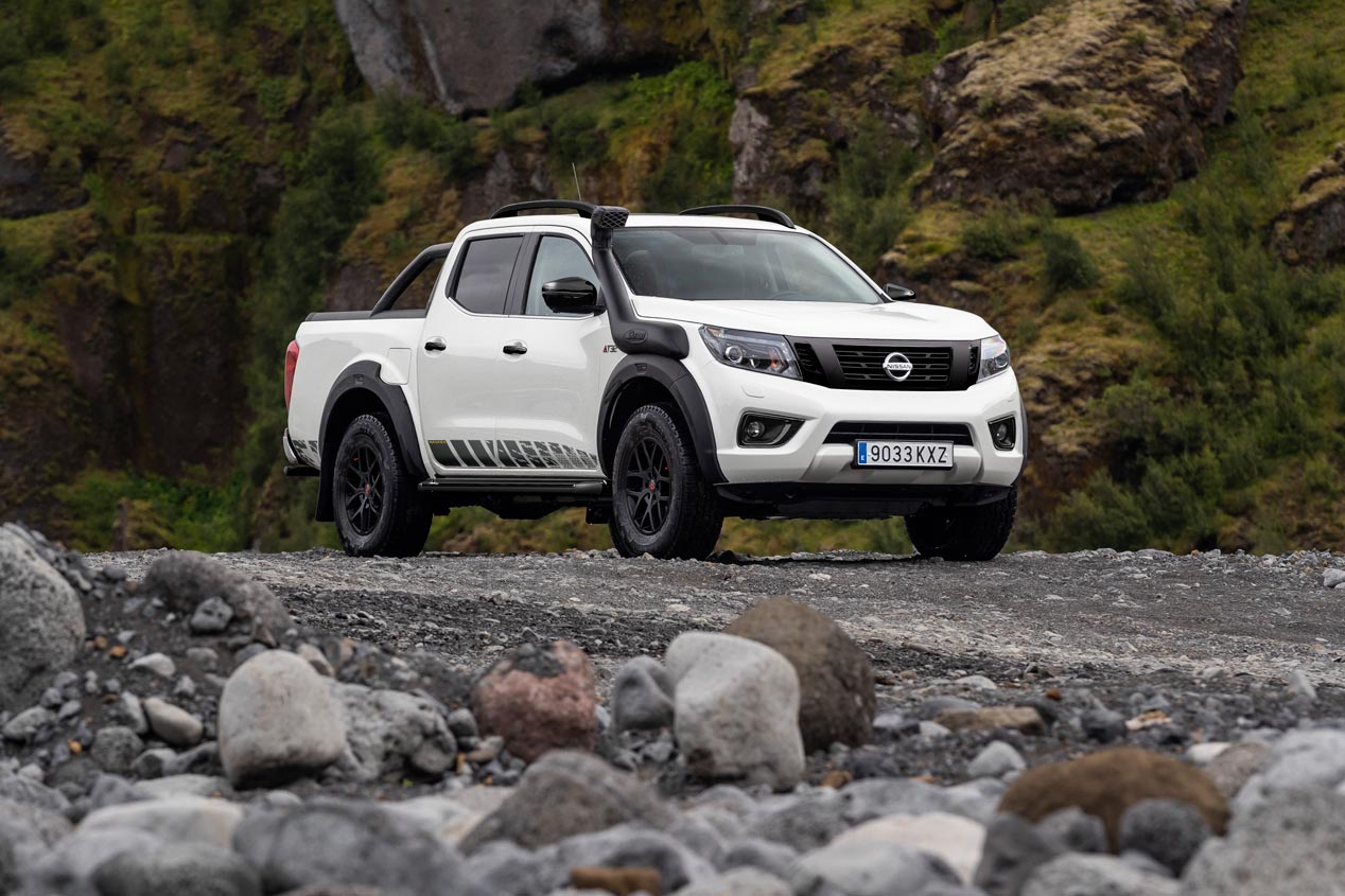 Nissan renueva su pick-up Navara Off-Roader AT32