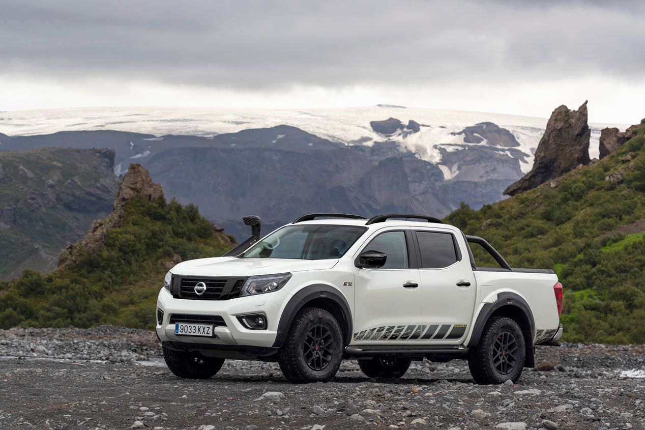 Nissan renueva su pick-up Navara Off-Roader AT32