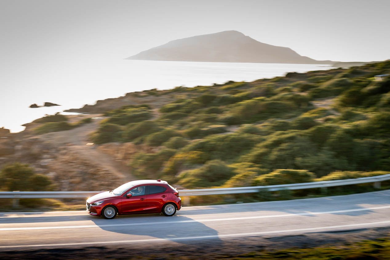 Mazda 2: con etiqueta Eco y mejoras en la percepción de calidad. Lo conducimos.