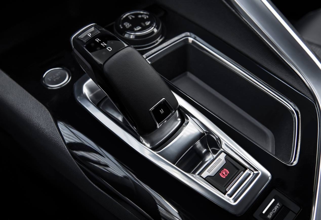 La renovación del Peugeot 3008 2020, a la venta este verano