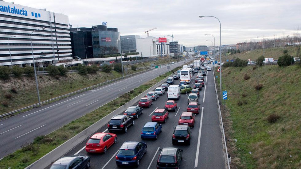 Cómo circular bien por autopistas y autovías e incorporarte a ellas de forma segura