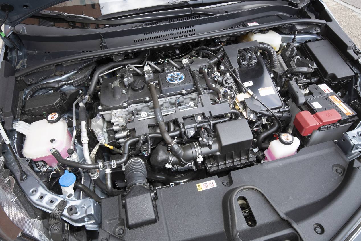 Toyota Corolla Sedan 125H: híbrido de consumos casi de récord