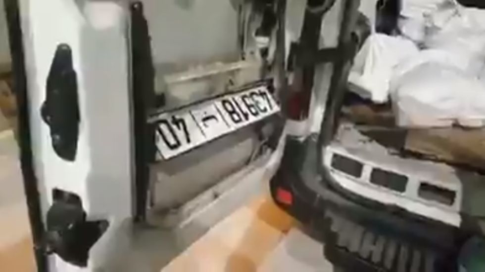 La Guardia Civil alerta de este sorprendente engaño en la matrícula de los coches