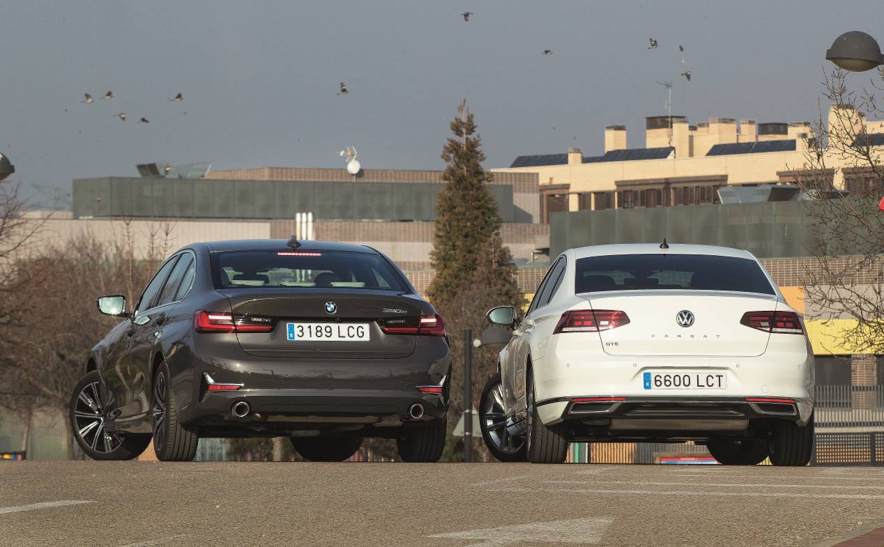 Comparativa: BMW 330e vs VW Passat GTE