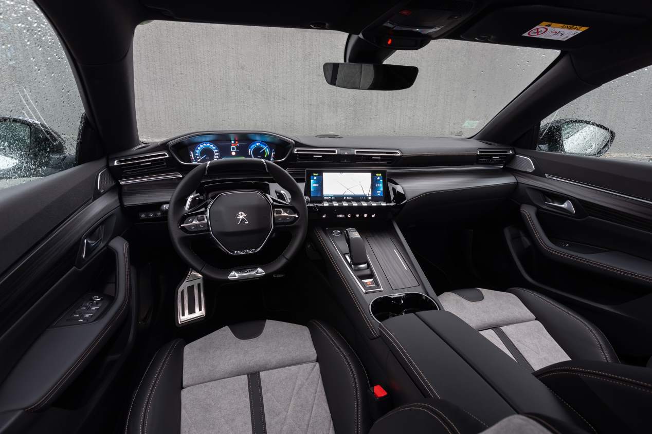 Estos son todos los coches eléctricos de Peugeot