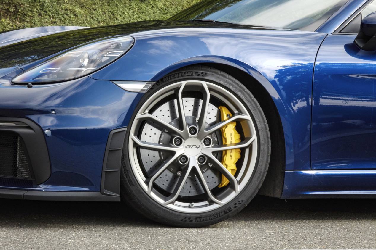 Porsche 718 Cayman GT4: pura diversión deportiva