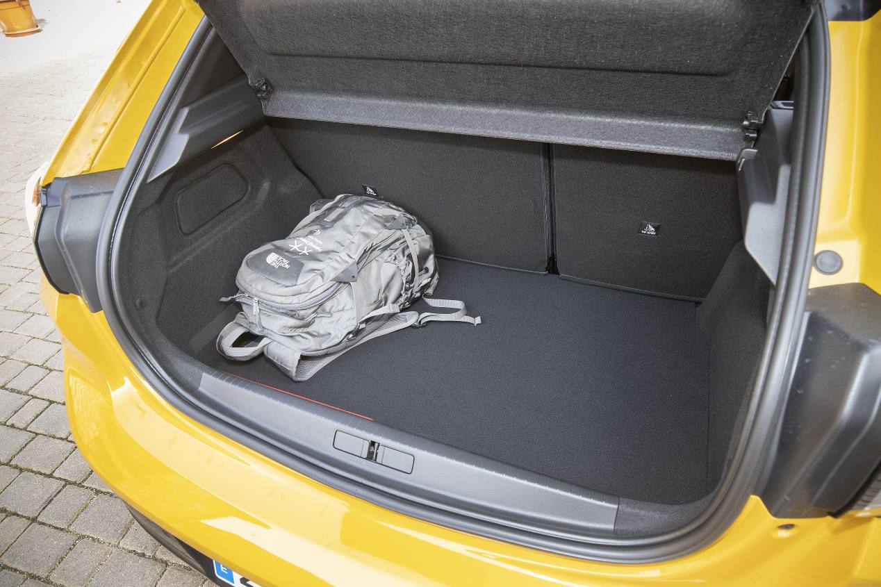 Comparativa: Peugeot 208 PureTech 130 vs Renault Clio 1.3 TCe 130