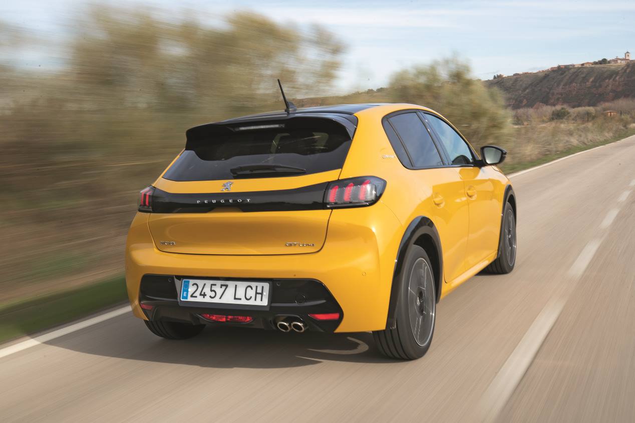 Comparativa: Peugeot 208 PureTech 130 vs Renault Clio 1.3 TCe 130
